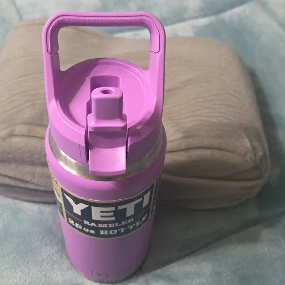 Yeti Rambler 26oz Lavender Bottle - Picture 3 of 8